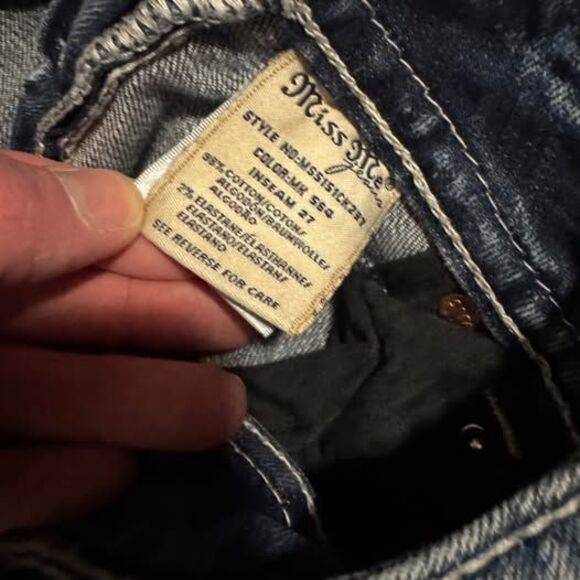 Miss Me Jeans- Size 26- Mid Rise Cuffed Skinny - Picture 5 of 5